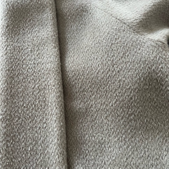 Bolero / Cape in Wool Taupe Grey One Size - Picture 10 of 10